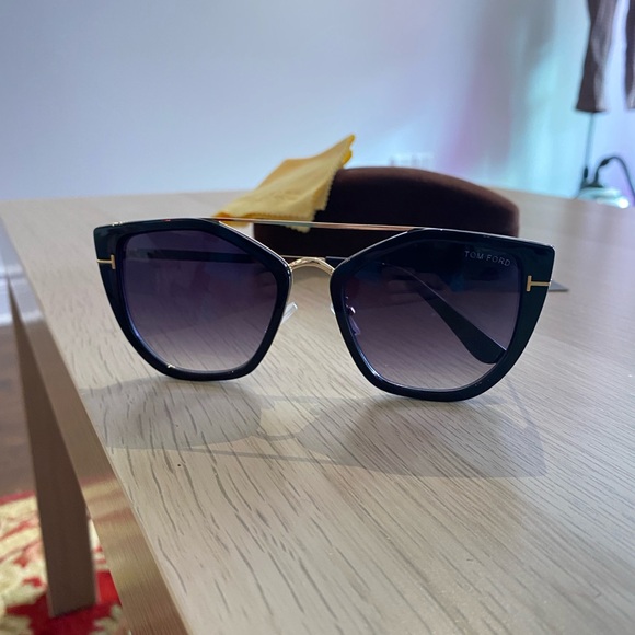 Tom Ford Accessories - Tom Ford sunglasses